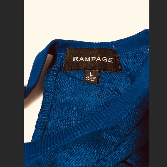 Blue Rampage knit open back top - Picture 5 of 6